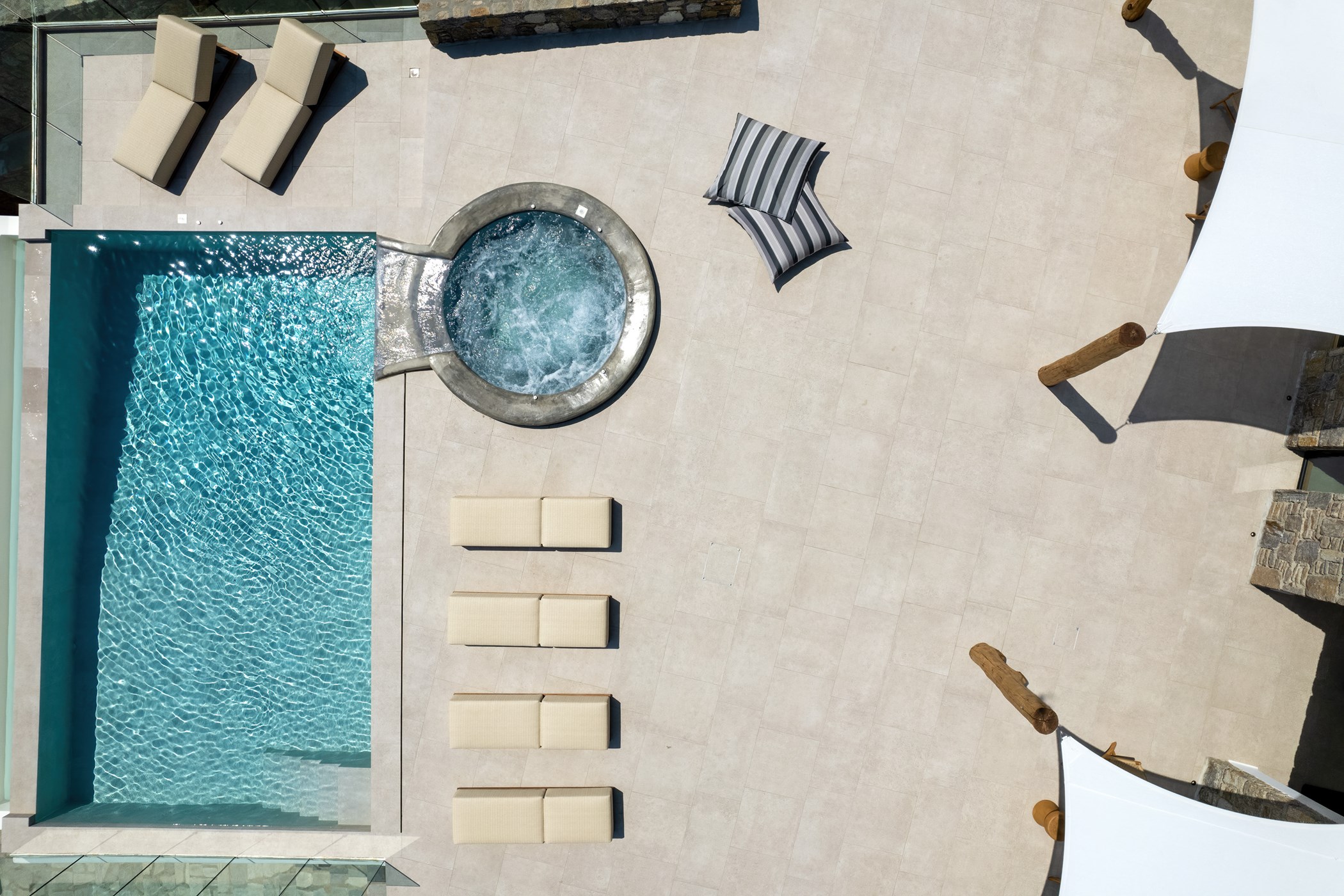 002_0620_nanima_20220829