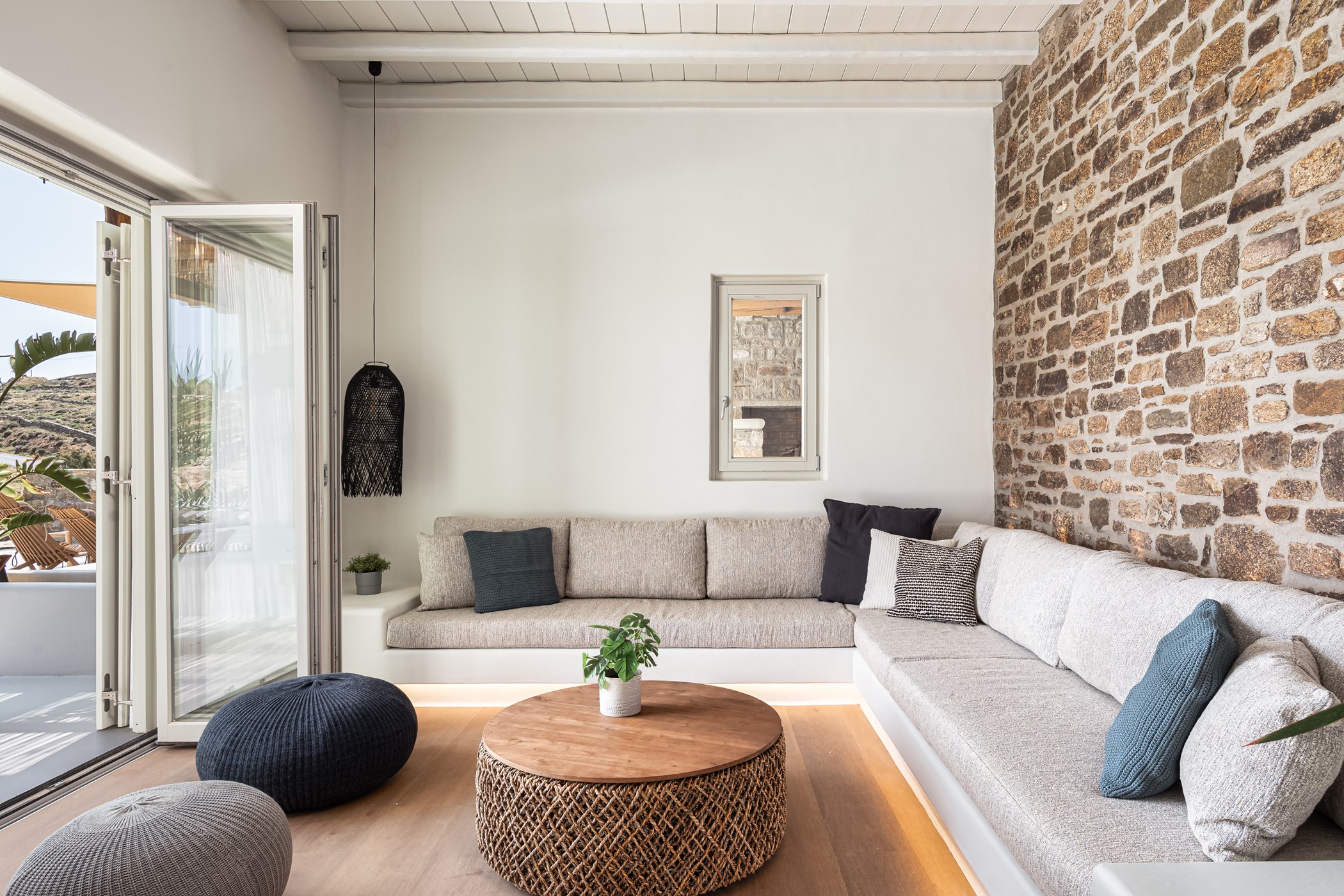 19.-AndrewBoutsikas_Villa1-32