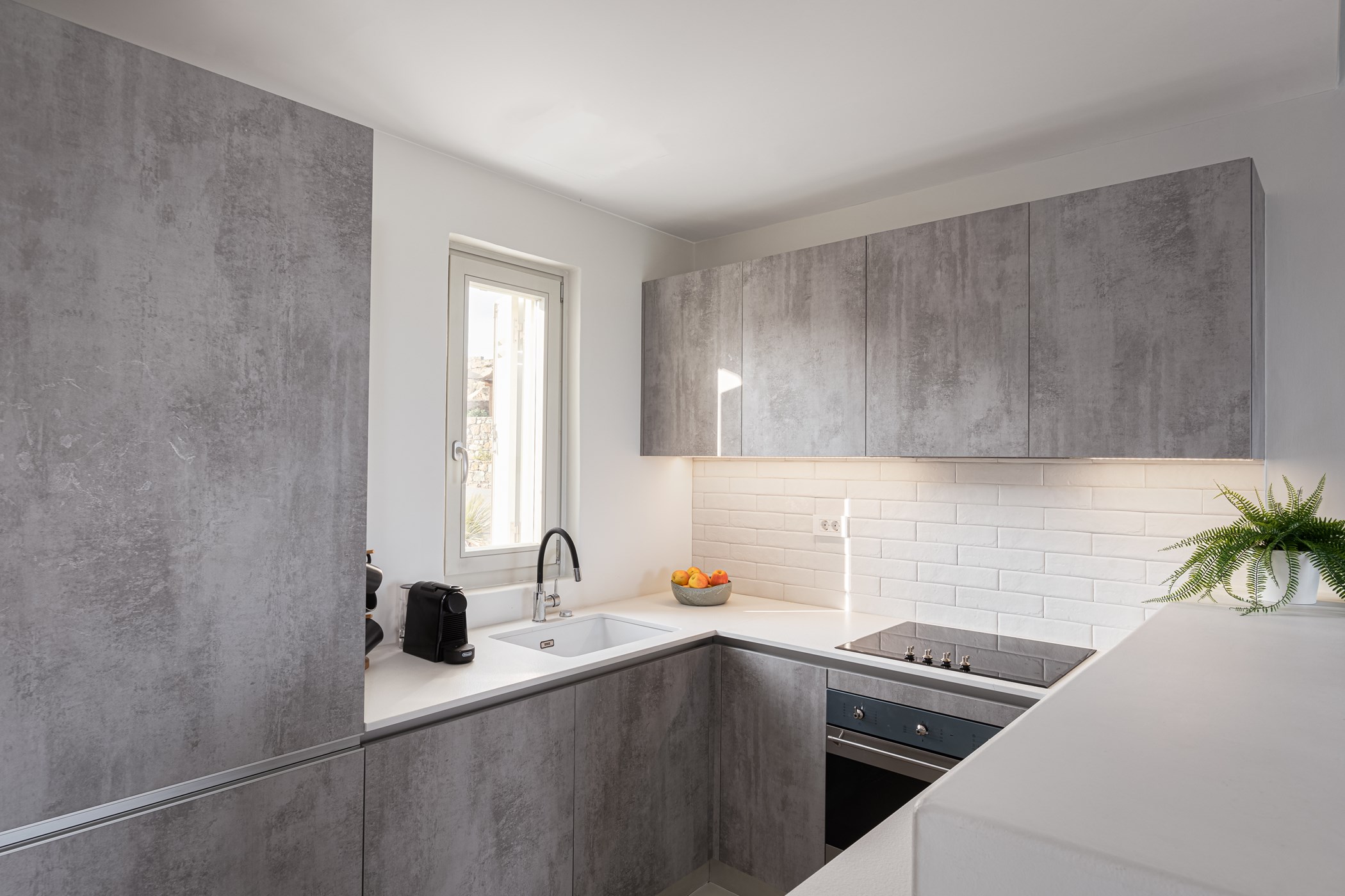 34.-AndrewBoutsikas_Villa2-48