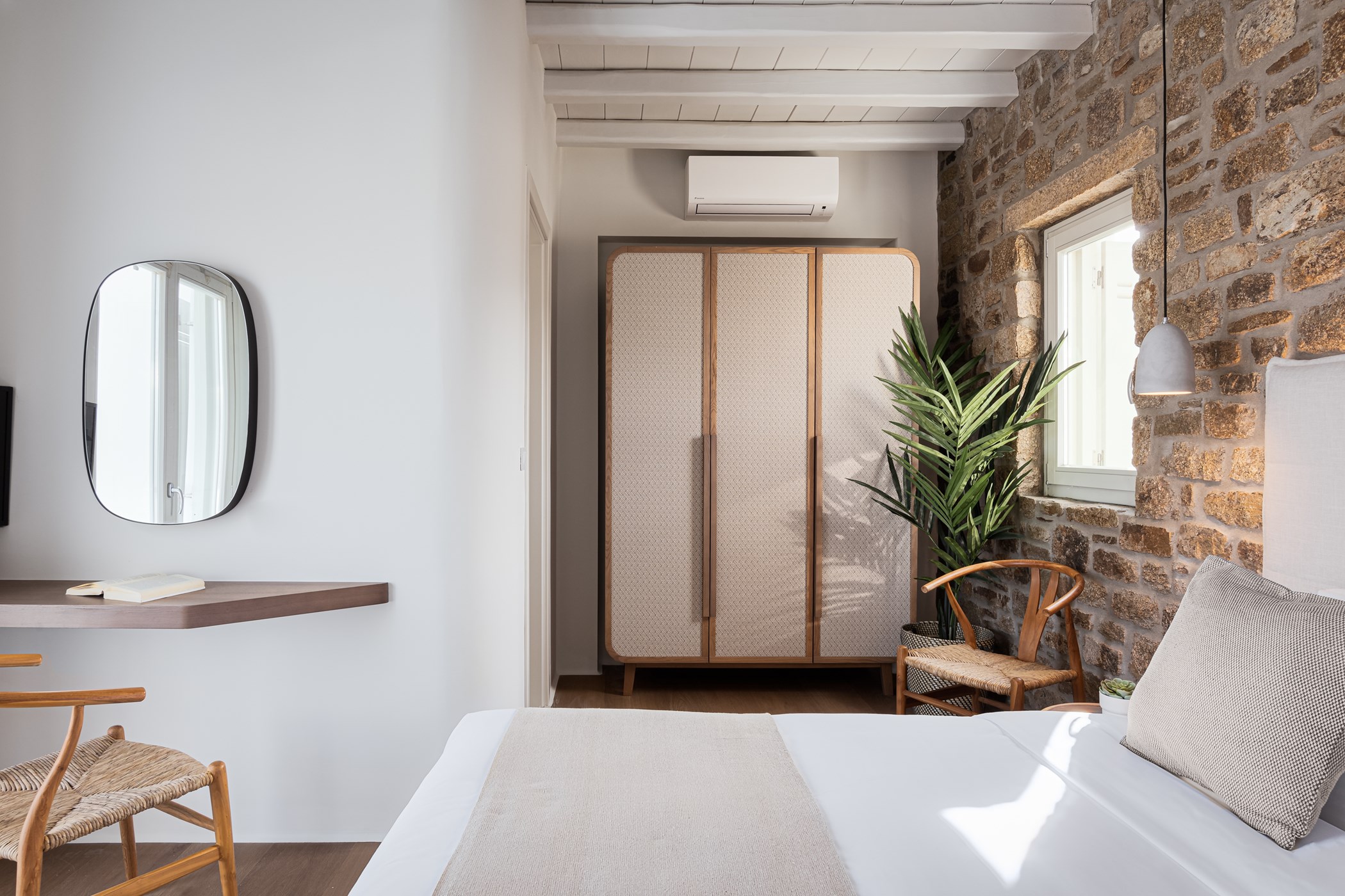 56.-AndrewBoutsikas_Villa2-28