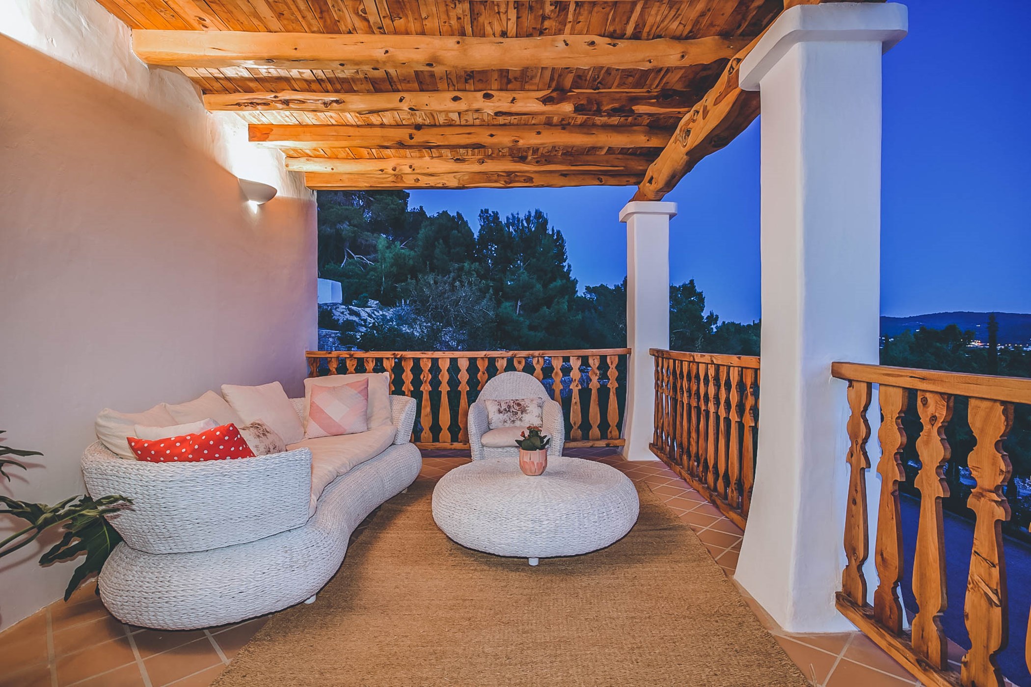 Can-Frare-Tower-private-balcomy