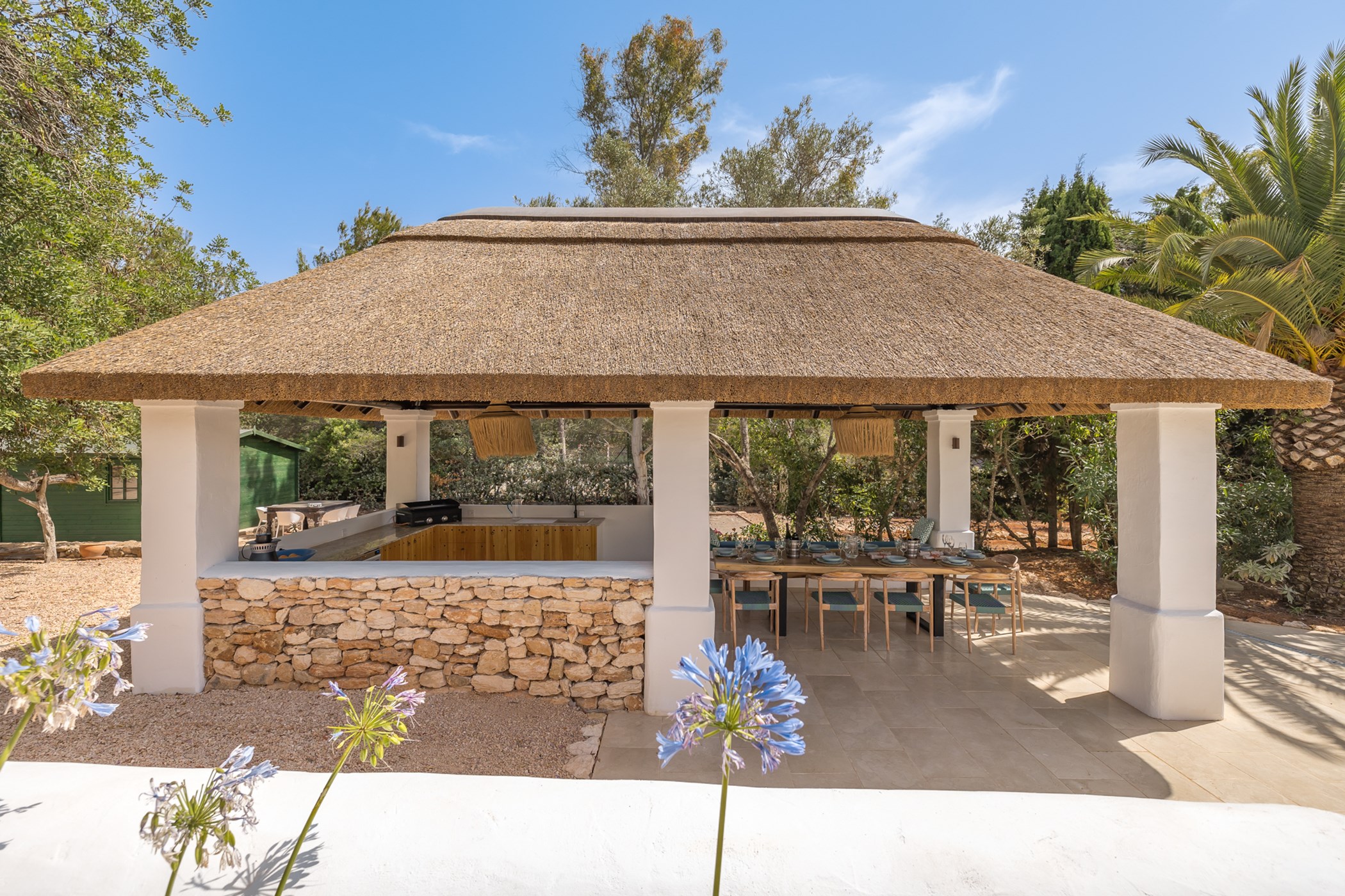 Casa-Avalon-by-_Ali.Framil.Photography-04