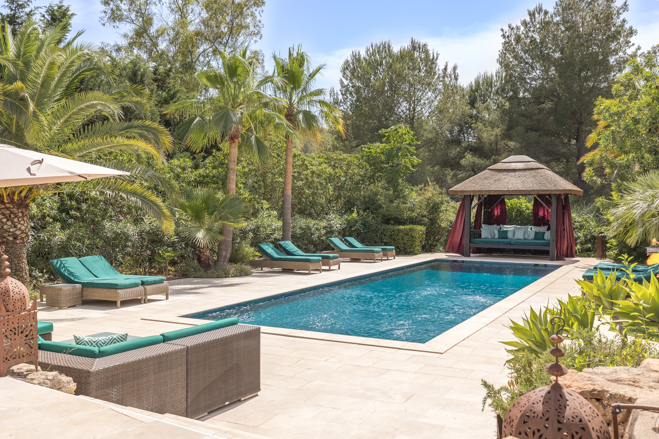 Casa-Avalon-by-_Ali.Framil.Photography-18