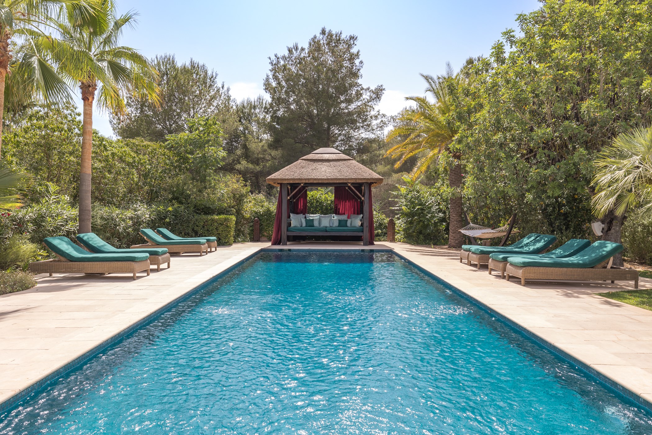 Casa-Avalon-by-_Ali.Framil.Photography-20