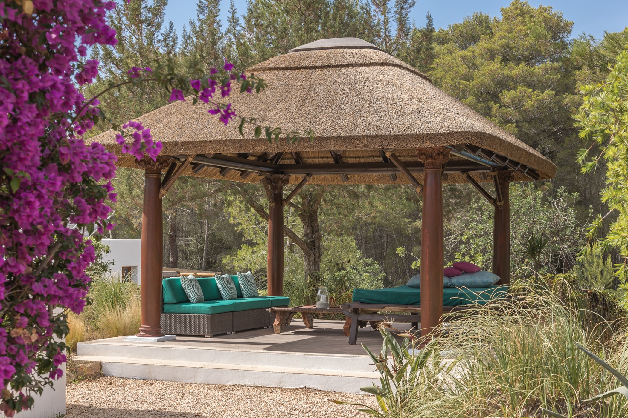 Casa-Avalon-by-_Ali.Framil.Photography-29