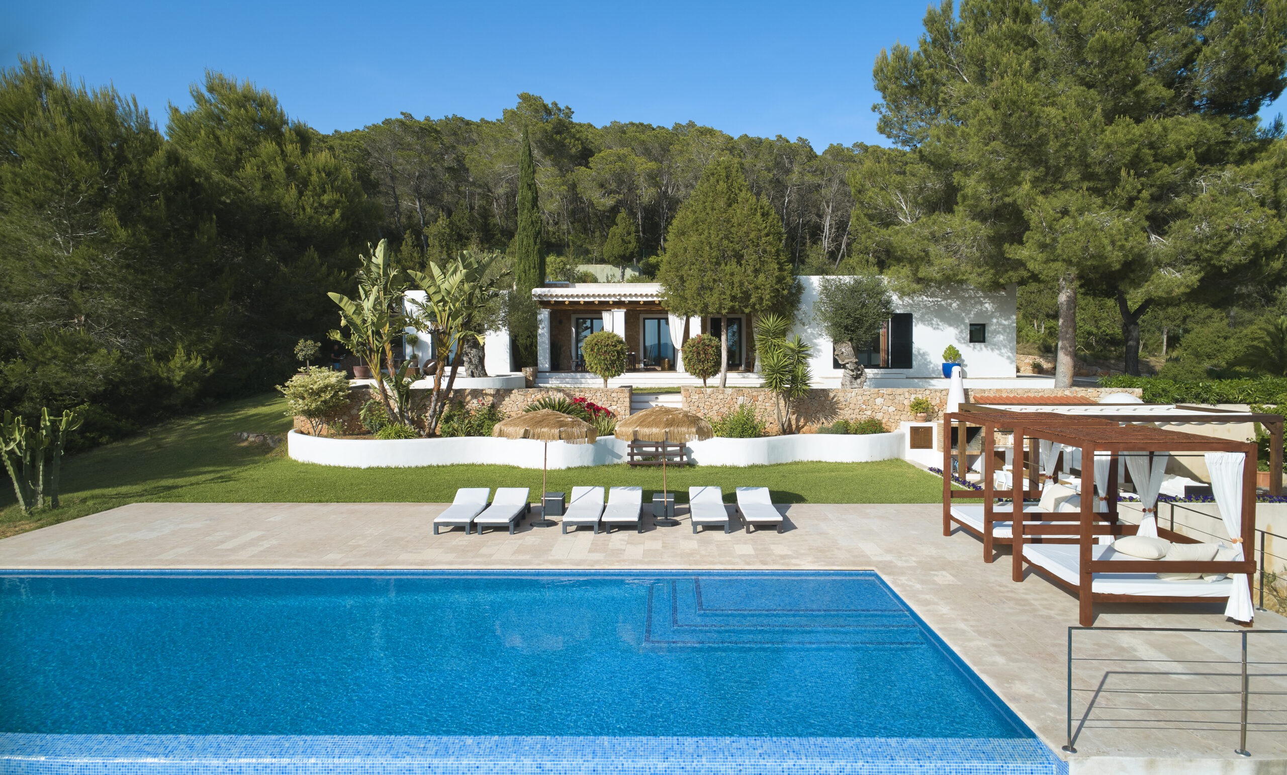 Todos los derechos reservados © www.nachodorado.com