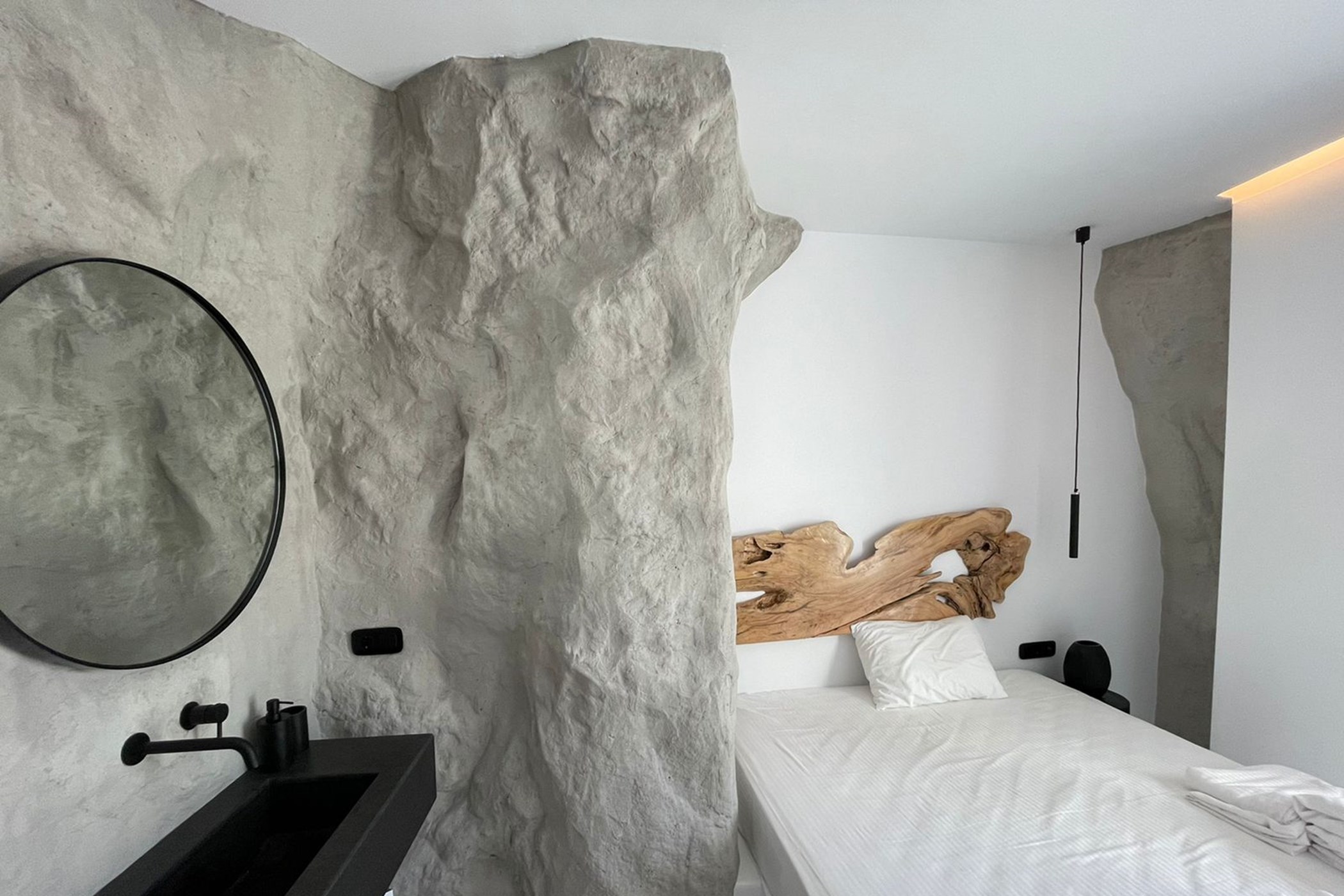 PHOTO-2022-05-03-16-06-18