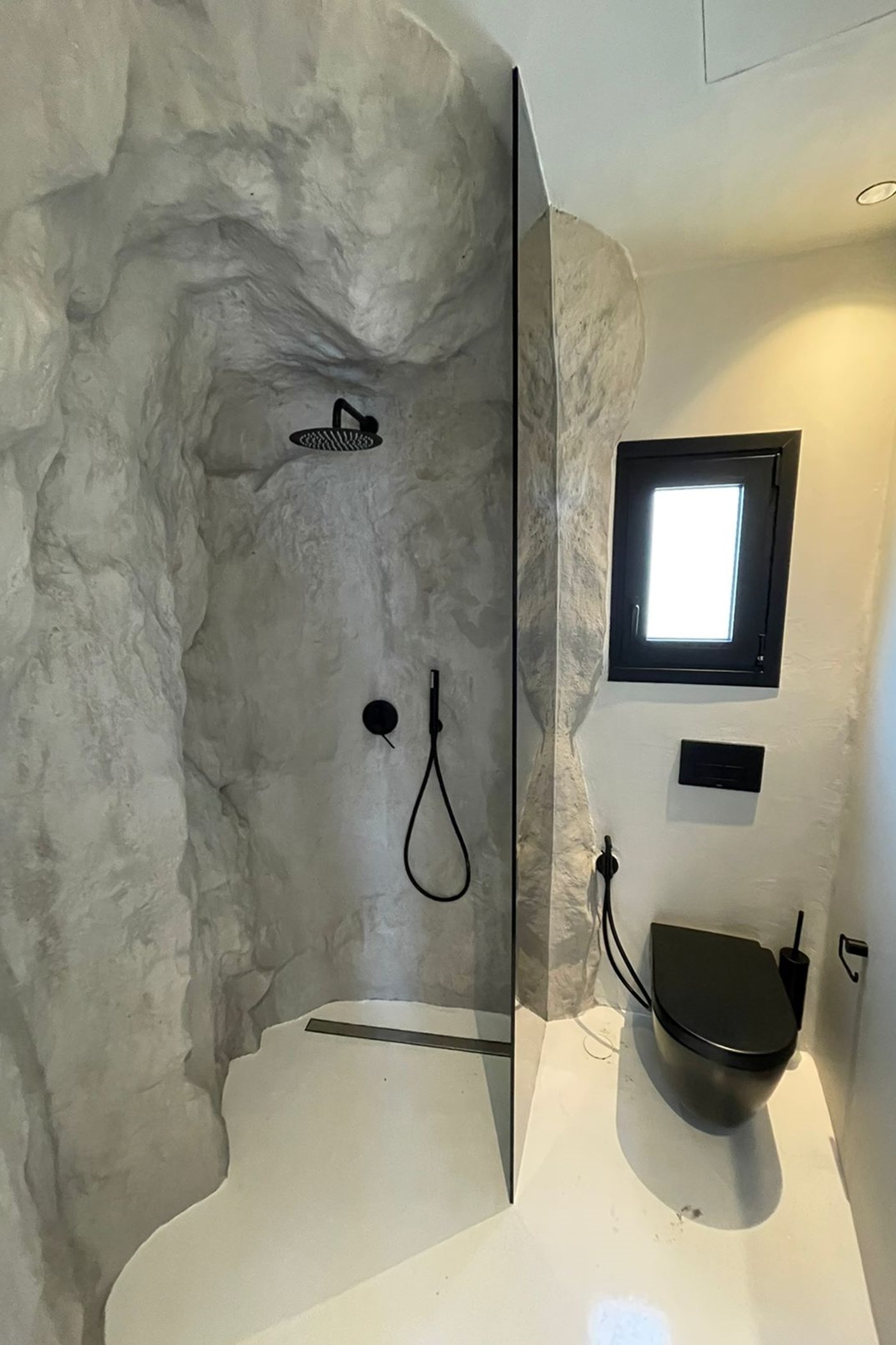 PHOTO-2022-05-06-19-43-29-9