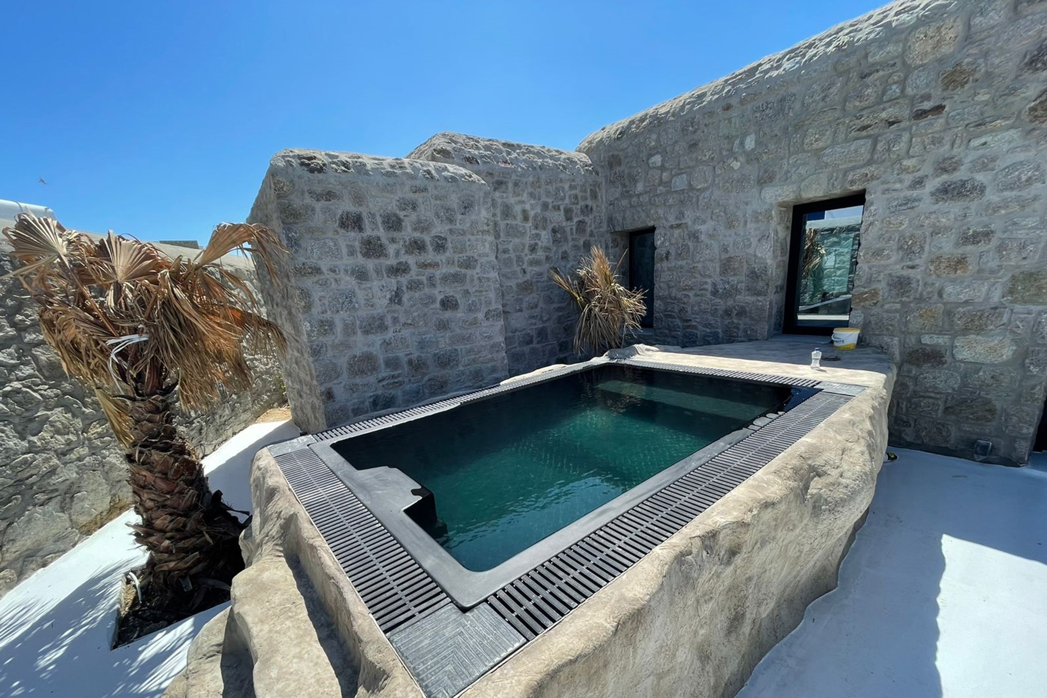 PHOTO-2022-05-06-19-43-32-21