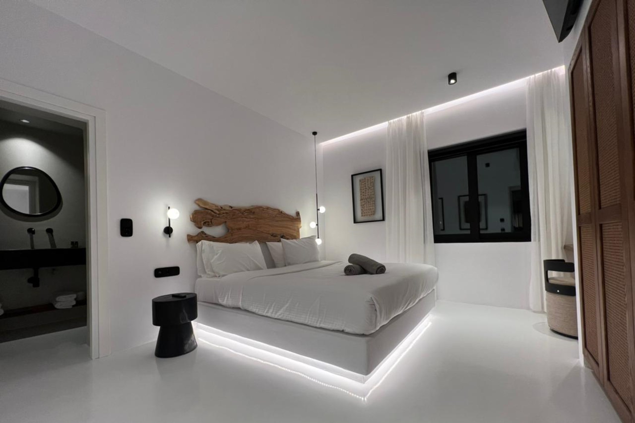 PHOTO-2022-05-16-22-37-14-3