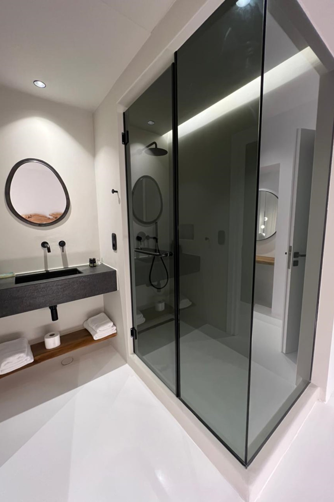 PHOTO-2022-05-16-22-37-14