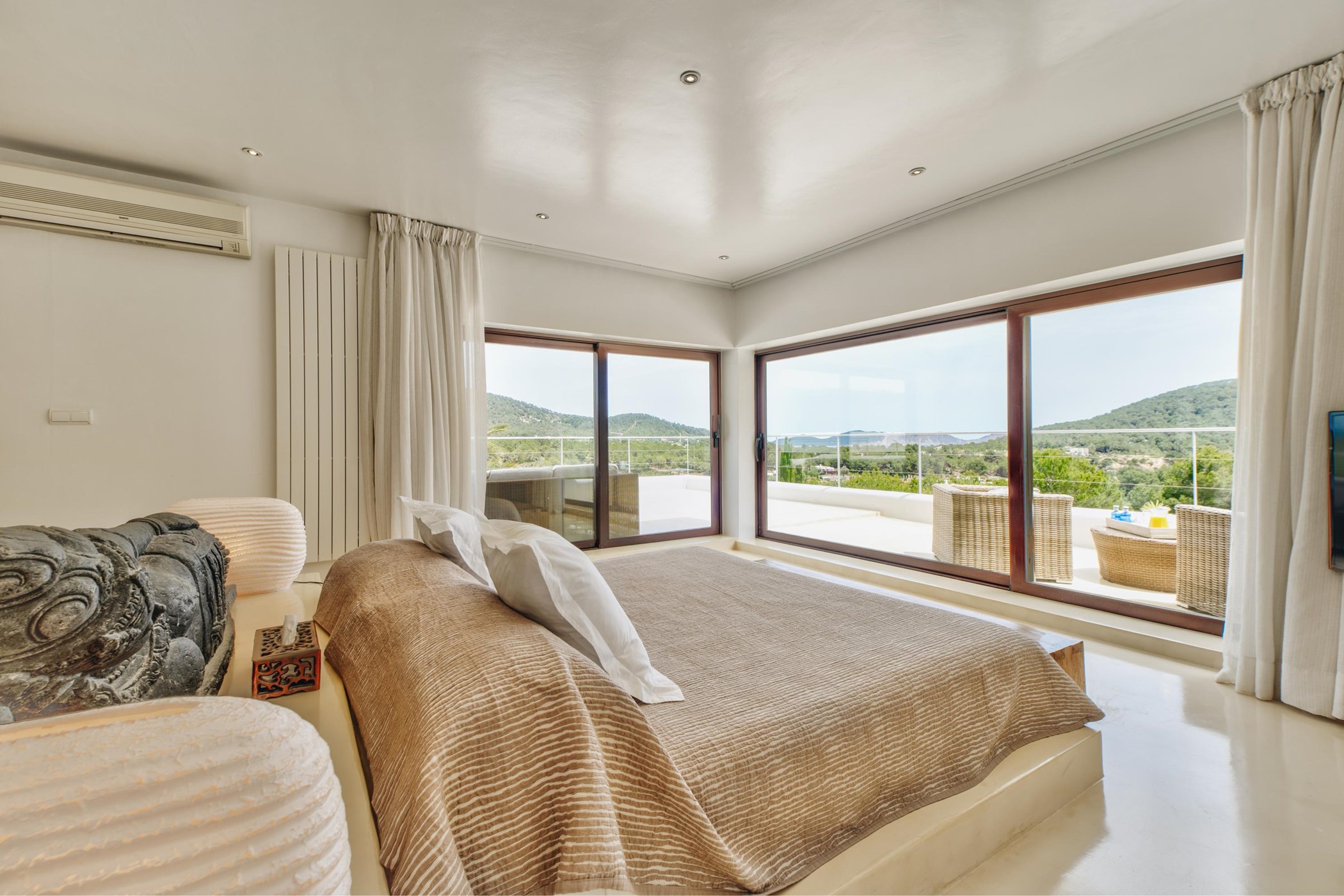 Photo-Studio-Ibiza-DSC07339_40_41_42_43_44-Editar