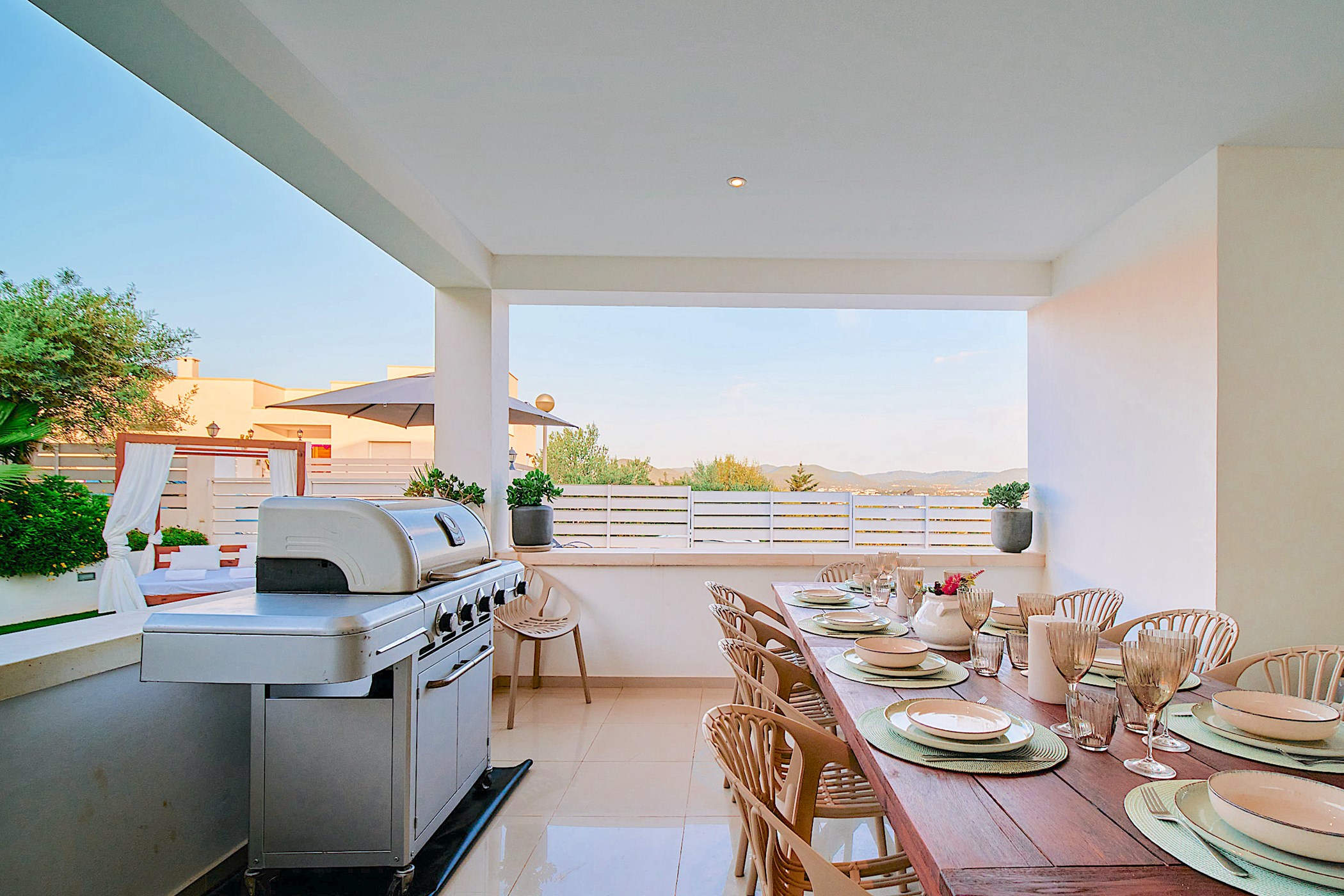 ROMEO-EXTERIOR-COMEDOR