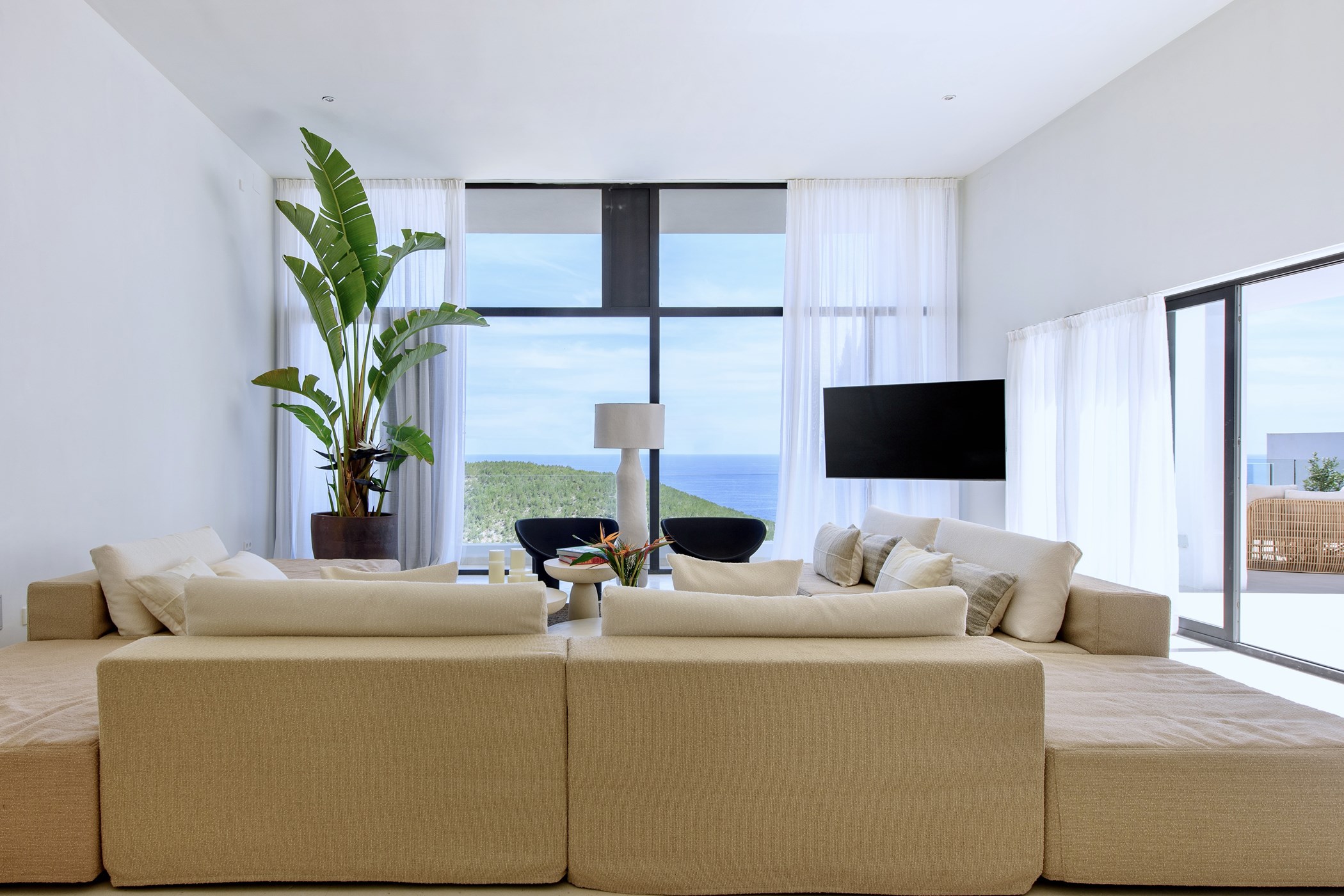 SEA-STRONGER-1-3-cropped