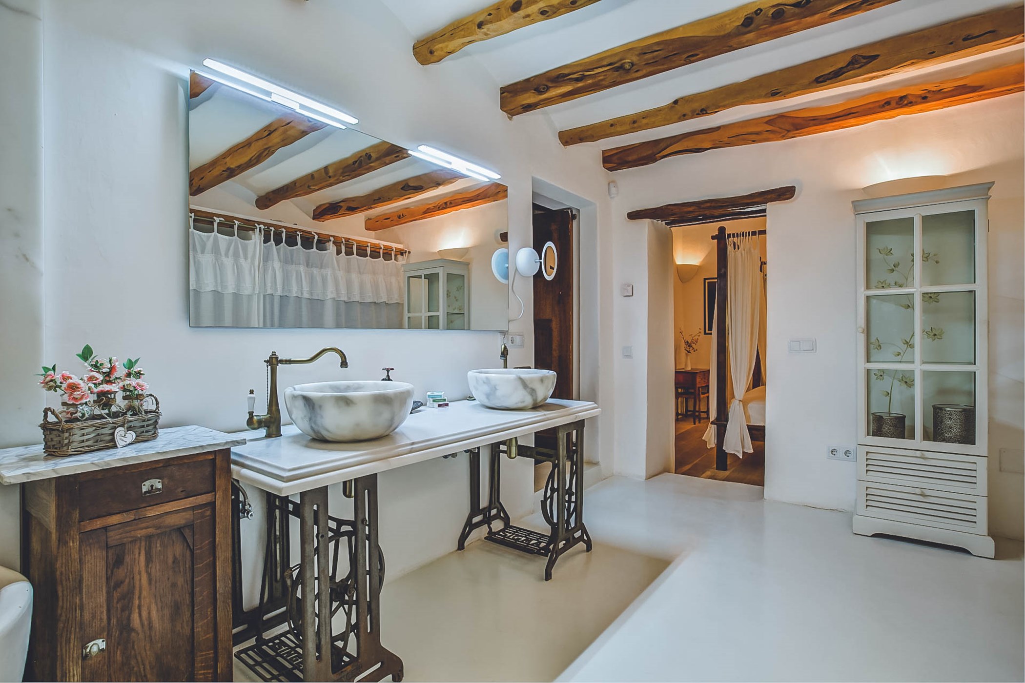 The-Tower-Masterbedoom