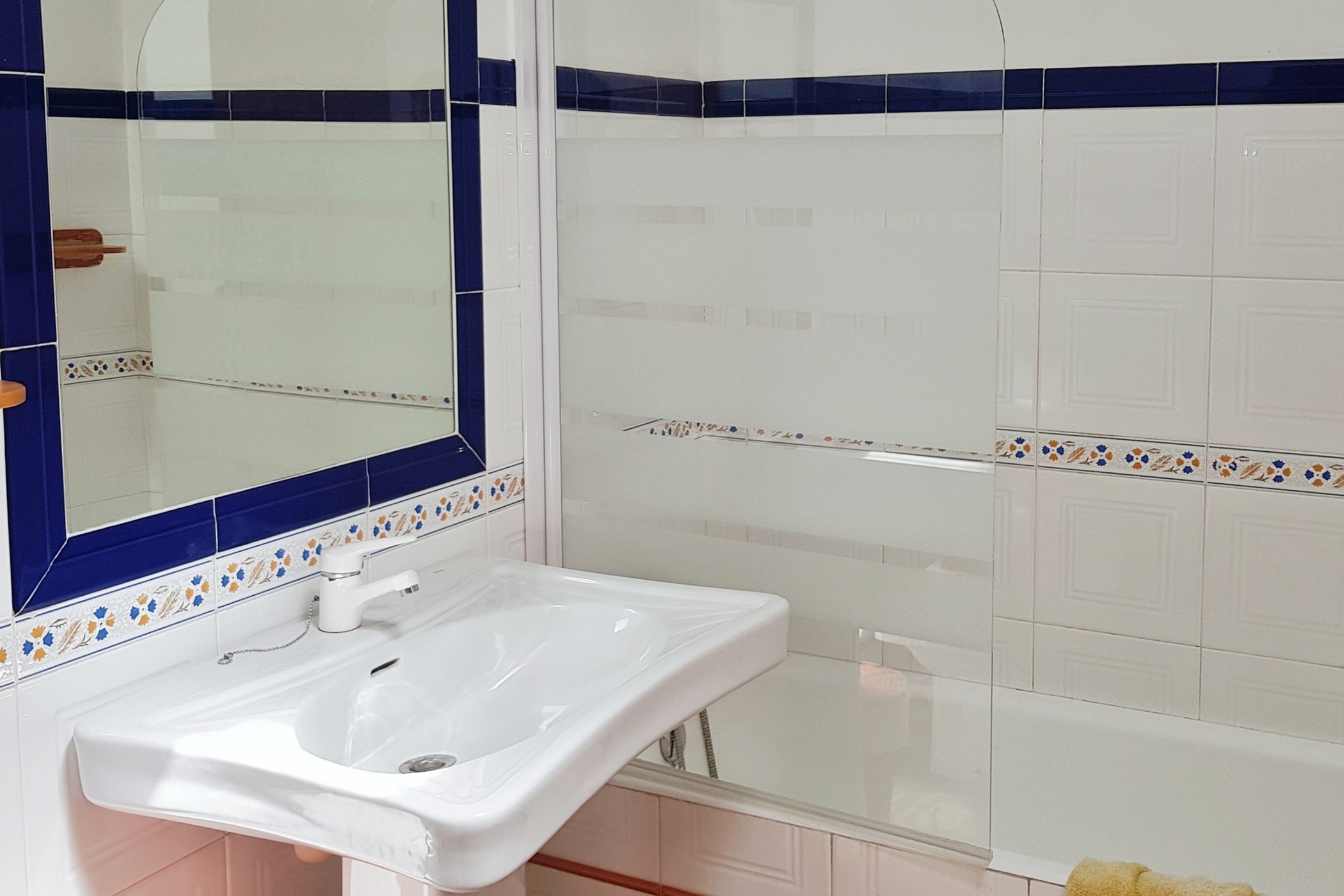 ac909d7b-Can-20Paloma-20Two-20-2829-29