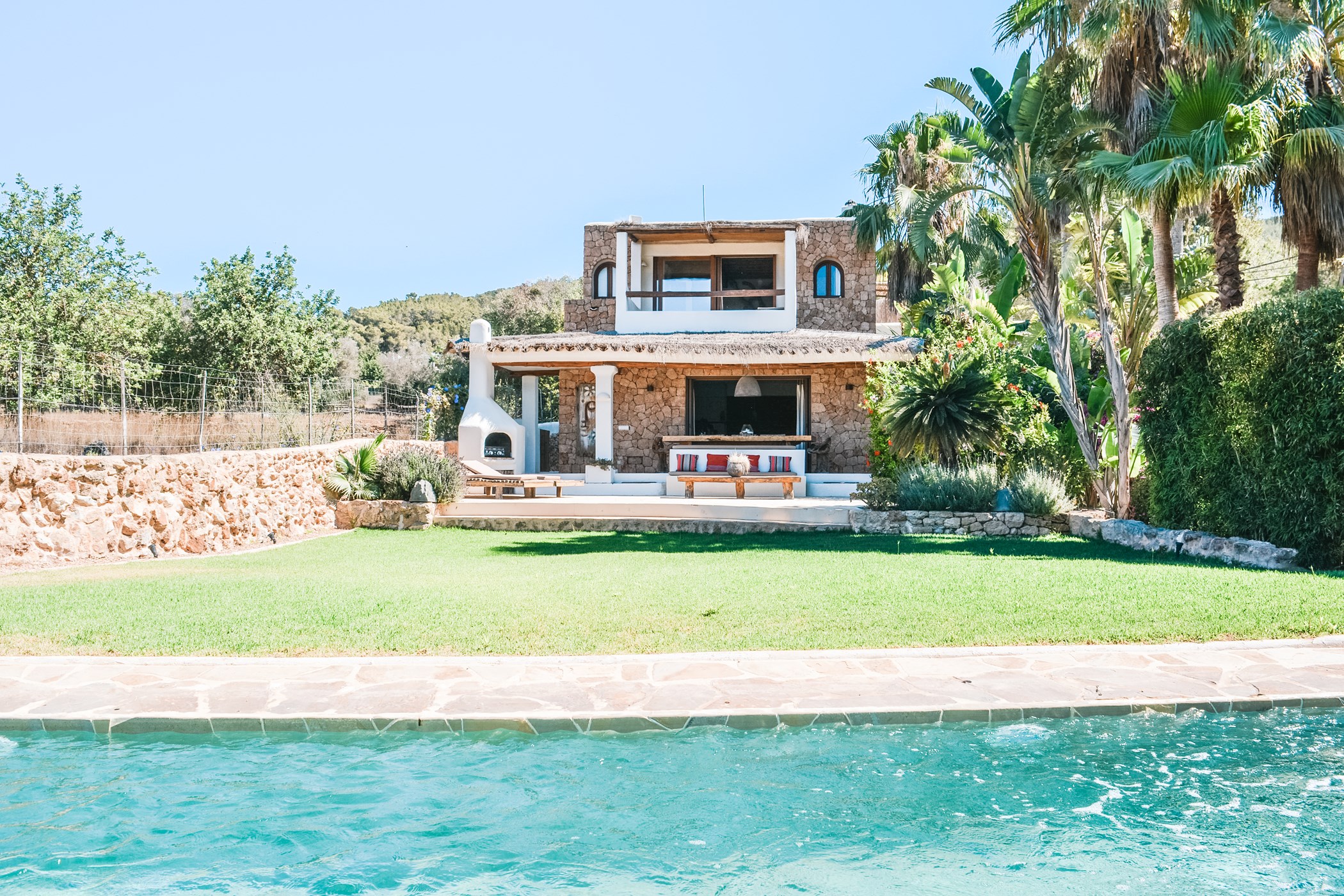 celest.villa_.byjdt2024-240