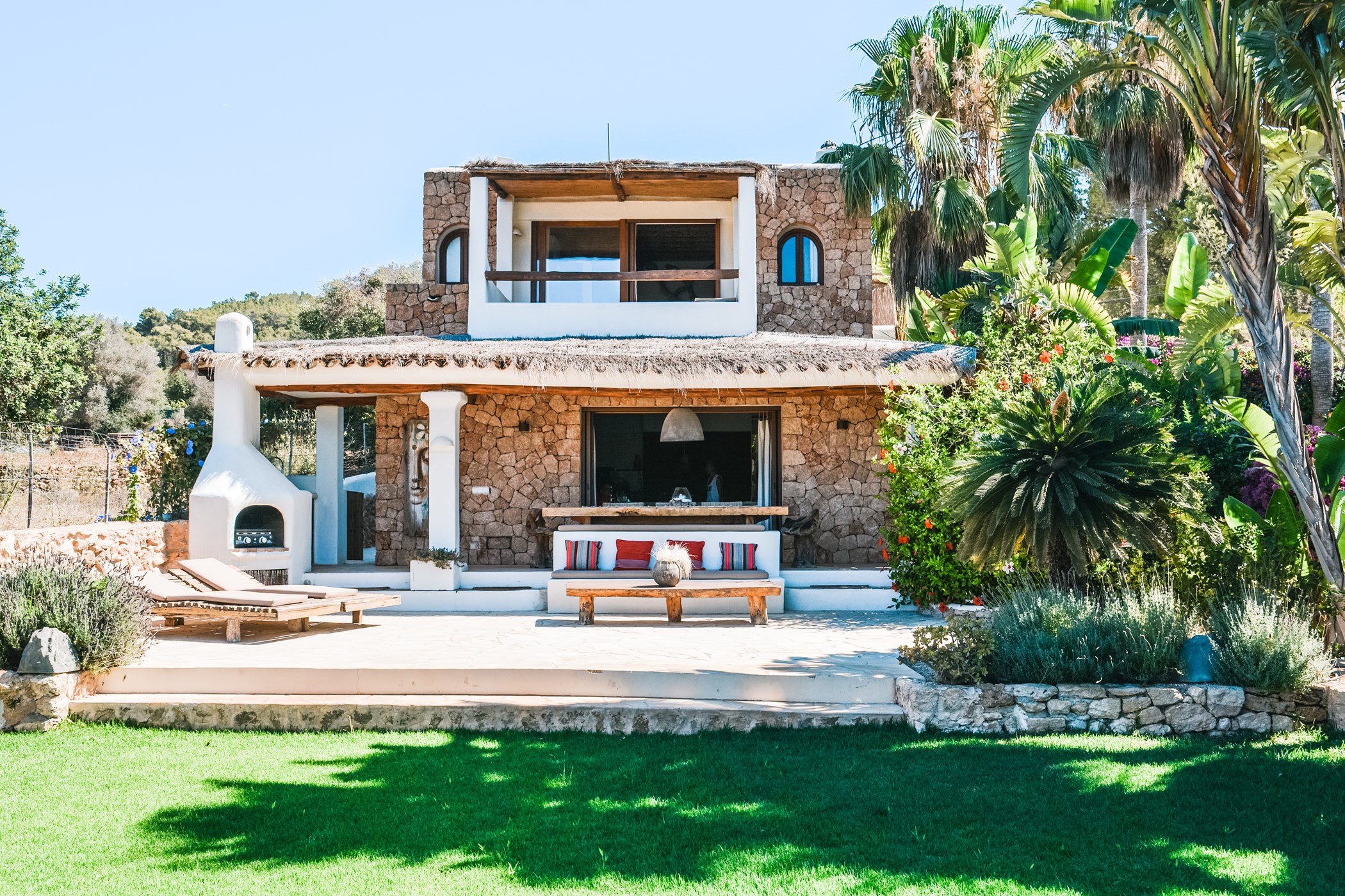 celest.villa_.byjdt2024-255