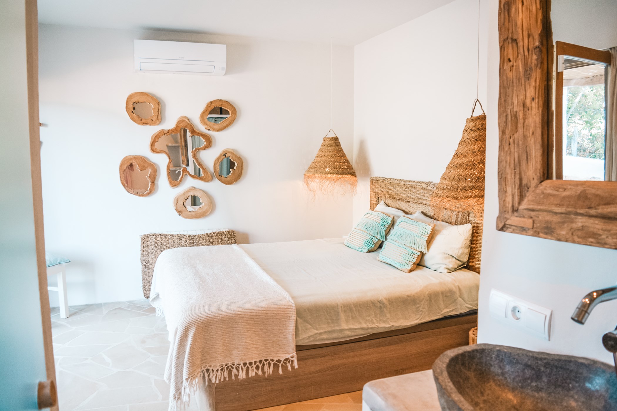 celest.villa_.byjdt2024-44