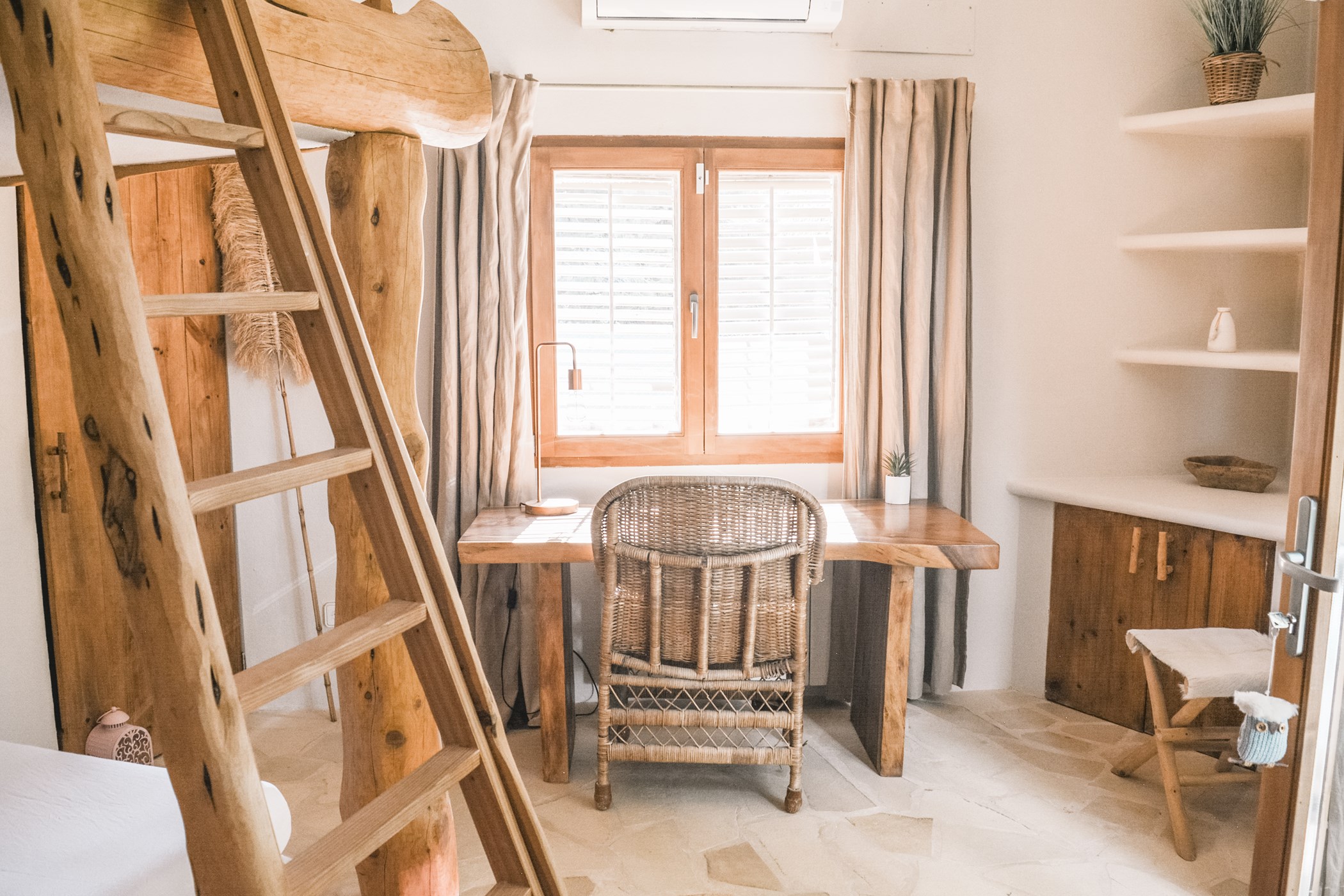 celest.villa_.byjdt2024-74