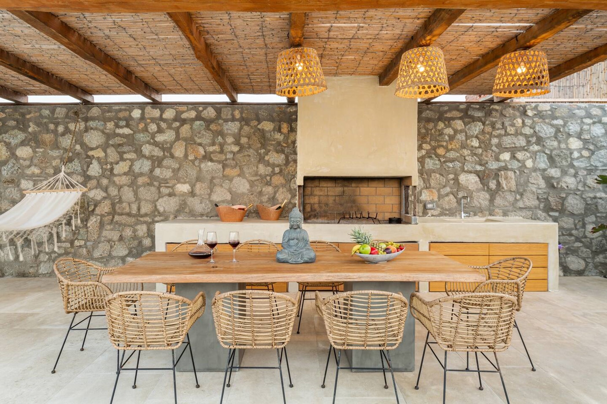 isolated-sea-view-villa-5