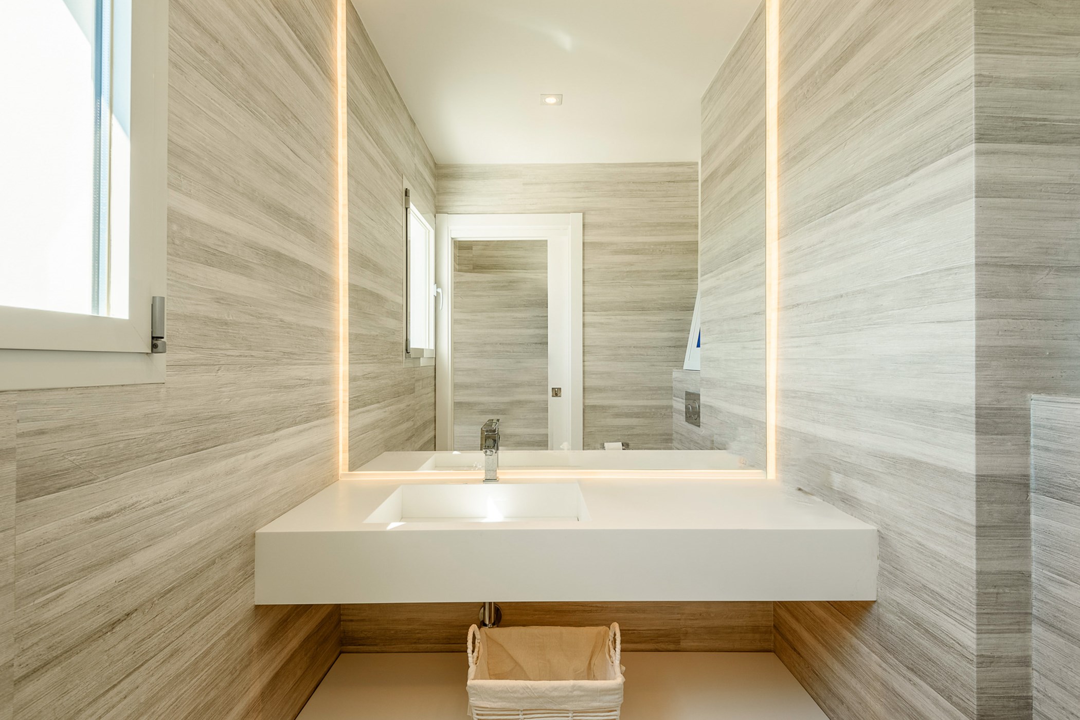 tombenzon_villa_triple_x_-17