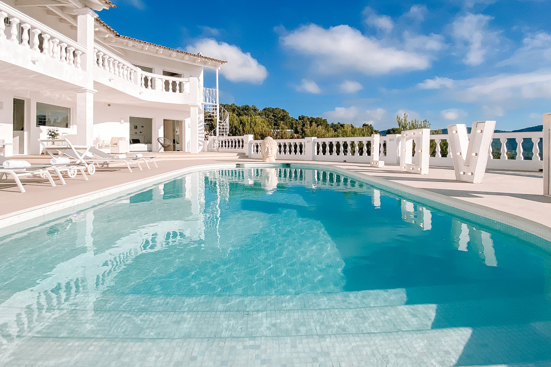 tombenzon_villa_white_pearl-09