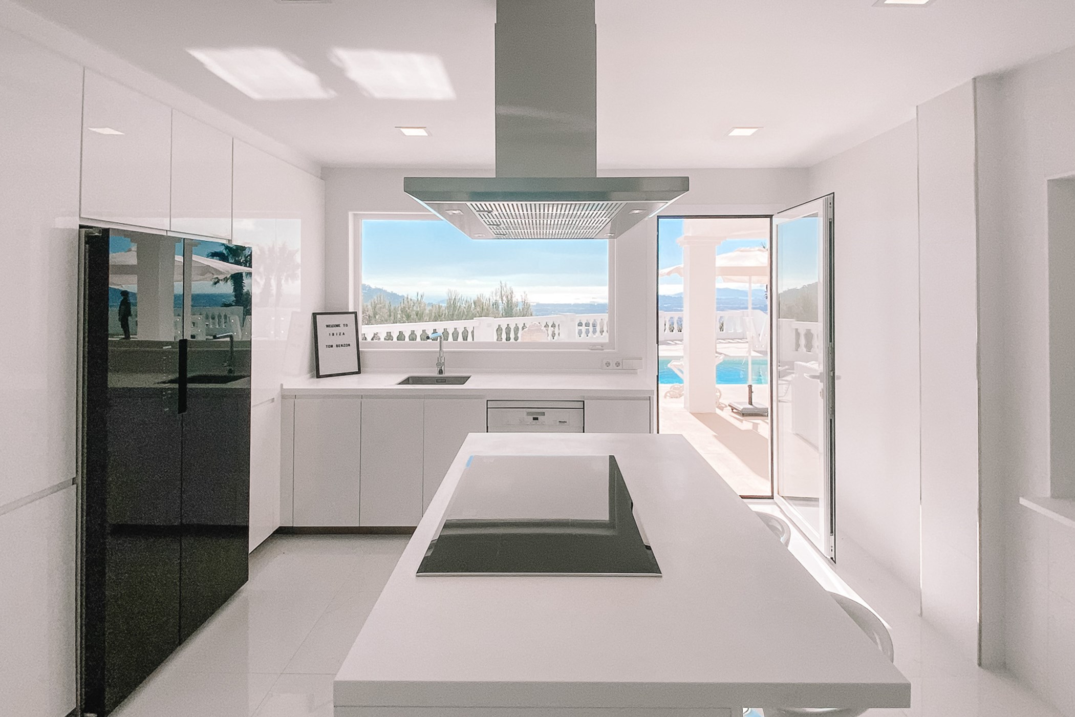 tombenzon_villa_white_pearl-22