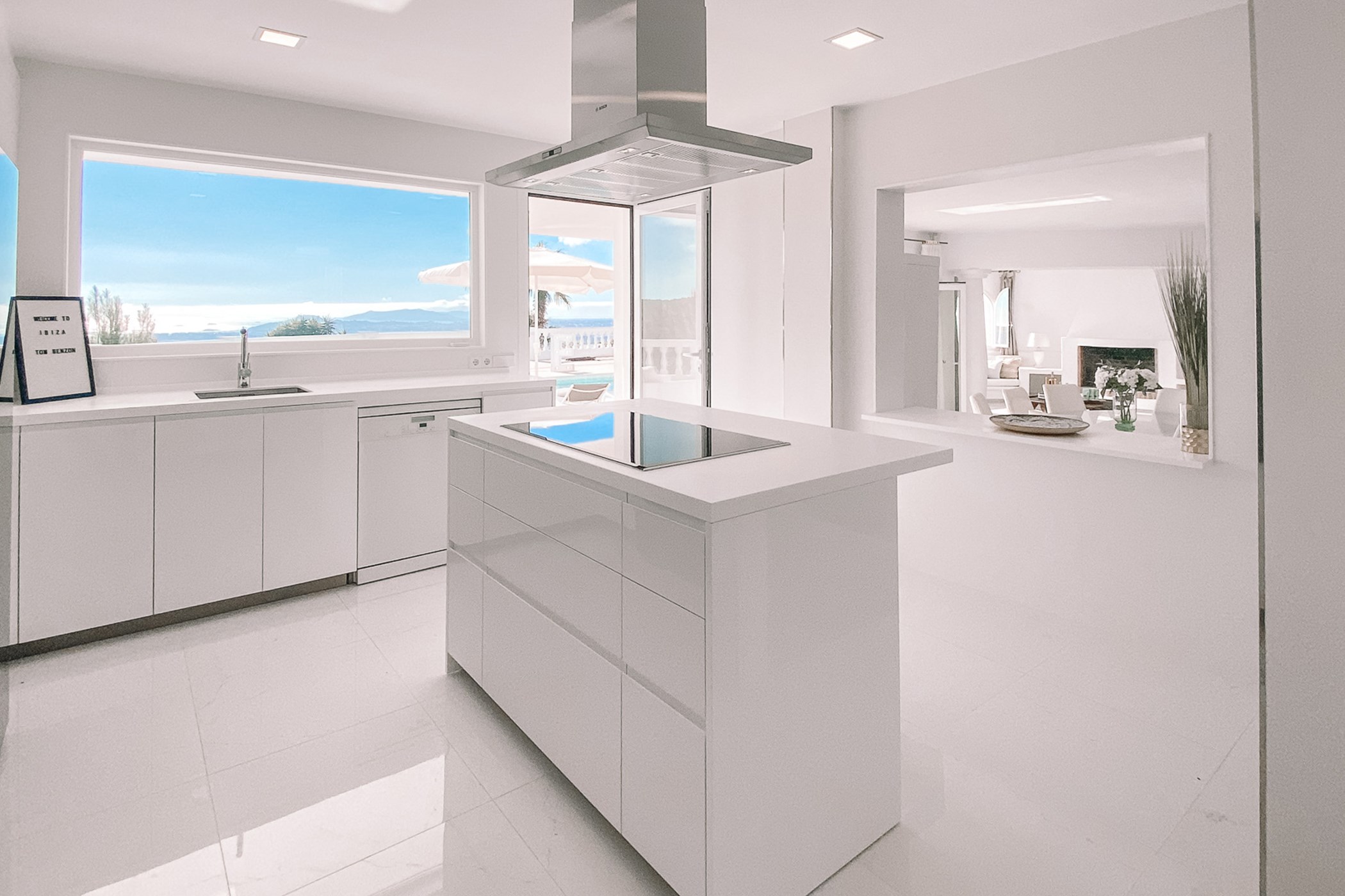 tombenzon_villa_white_pearl-26