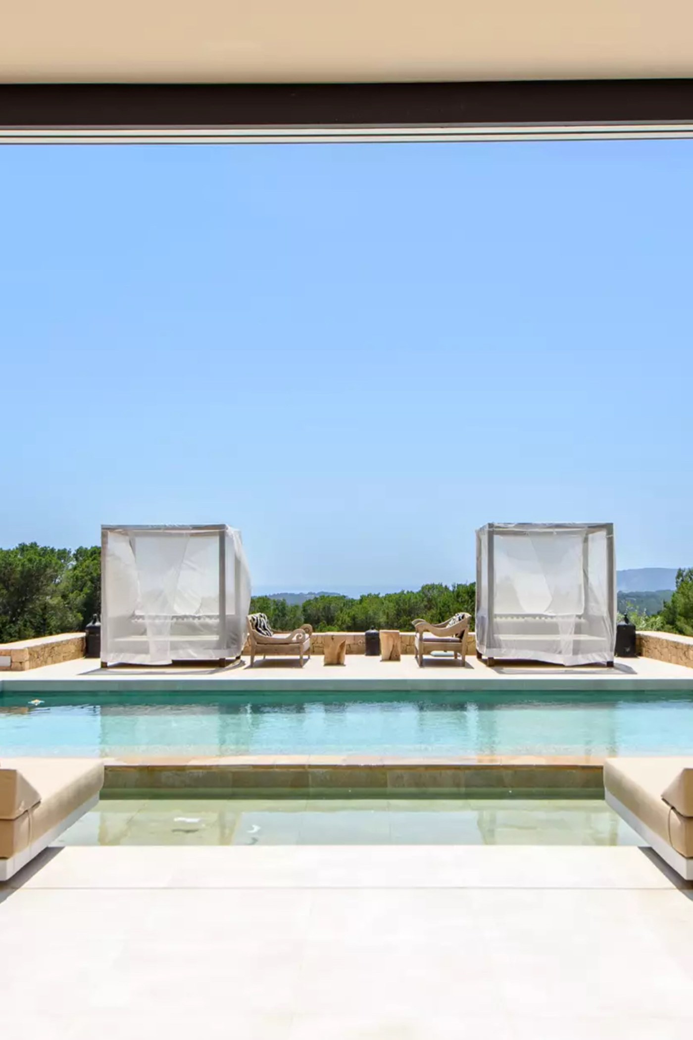 2022-06-15-1762ffc968606060cd8149eab1dd1522