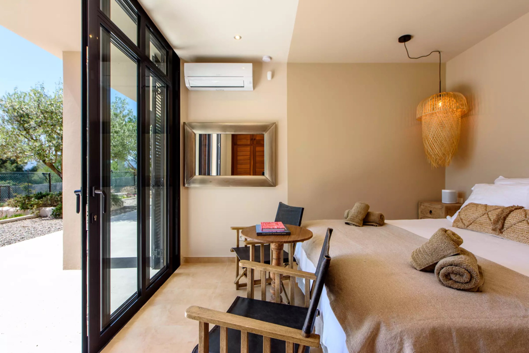 2022-06-15-4270d54f6a7df1d4deea93d64b982d87