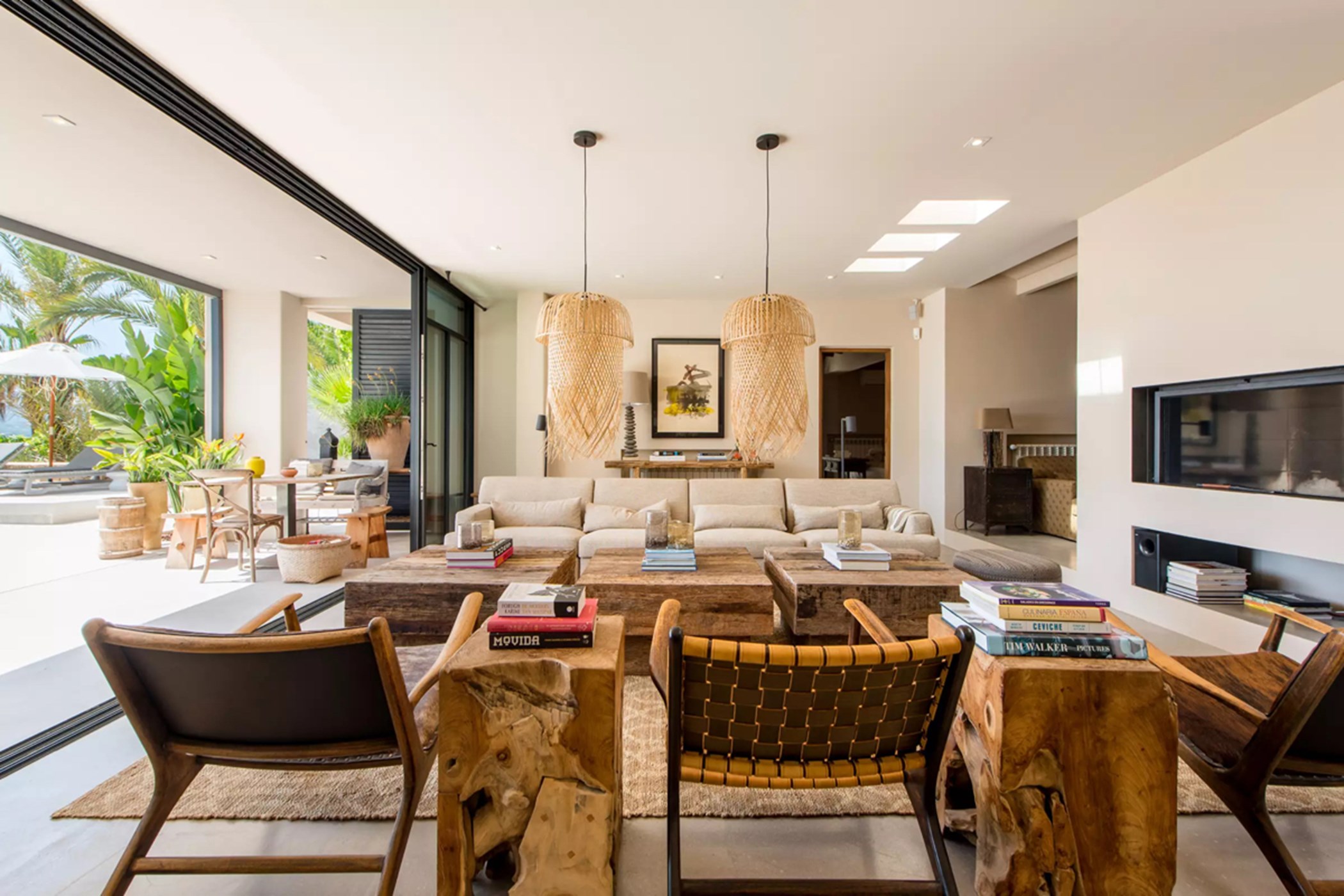 2022-06-15-def6fbcd9c5cbdb3bfef6dc8d56de774