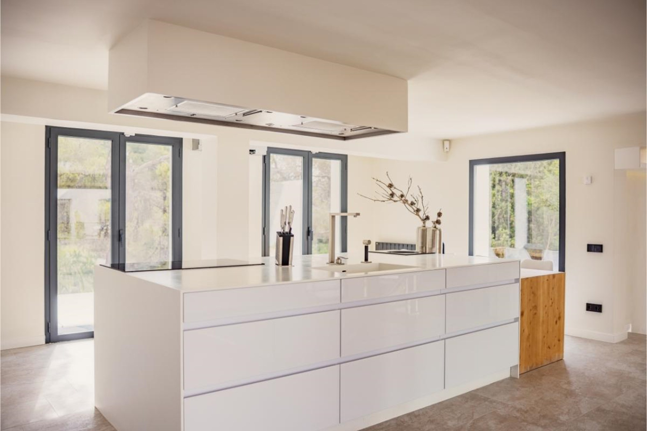 20250806155656000000_Kitchen7