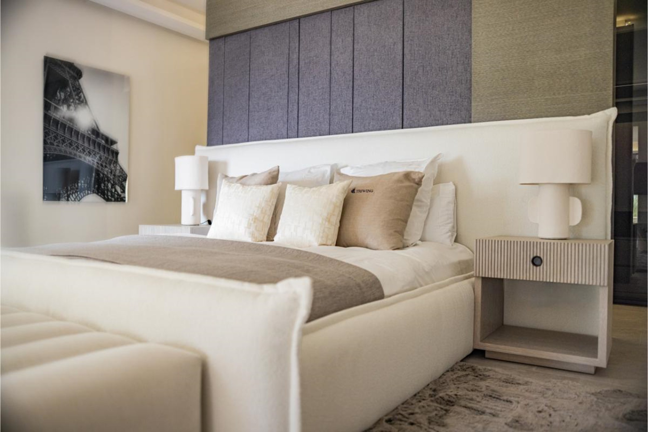 20250806155657000000_MasterBedroomMoods2