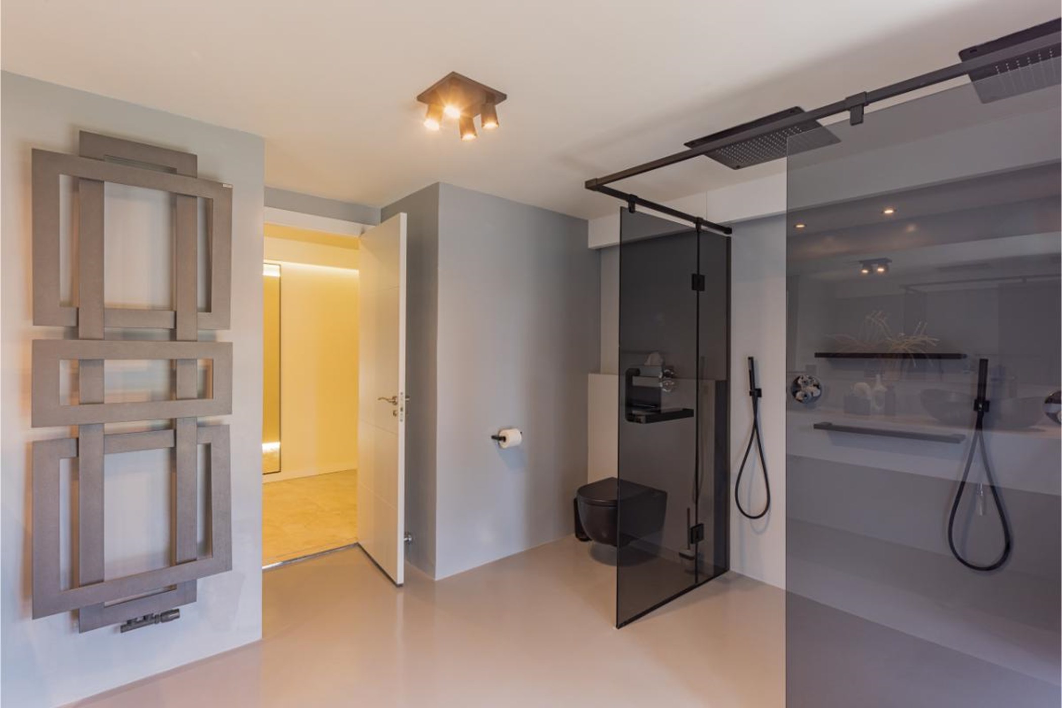 20250806155818000000_Bathrooms4