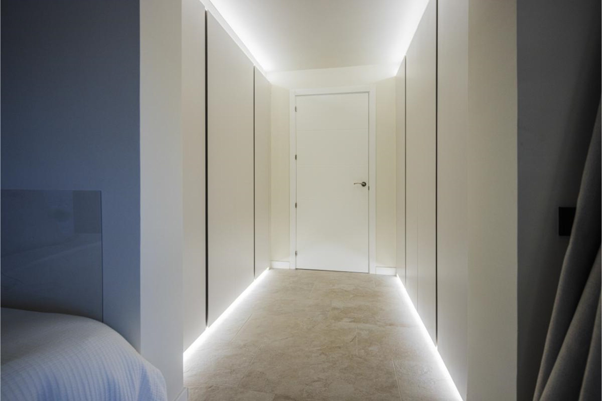 20250806155818000000_Gustrooms9