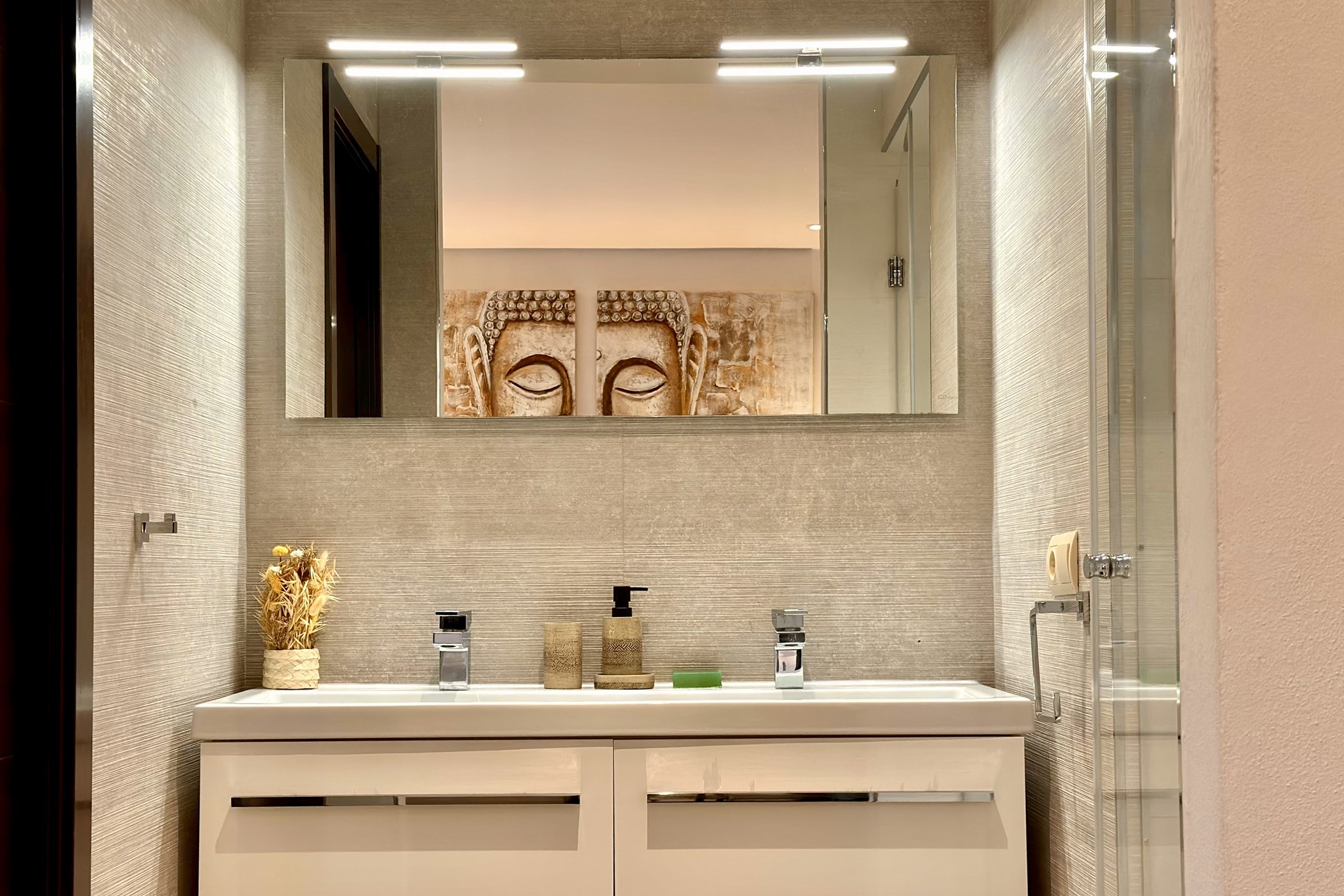 bano_dormitorio_buddha_ibiza_VILLA-CAS-HESPERO