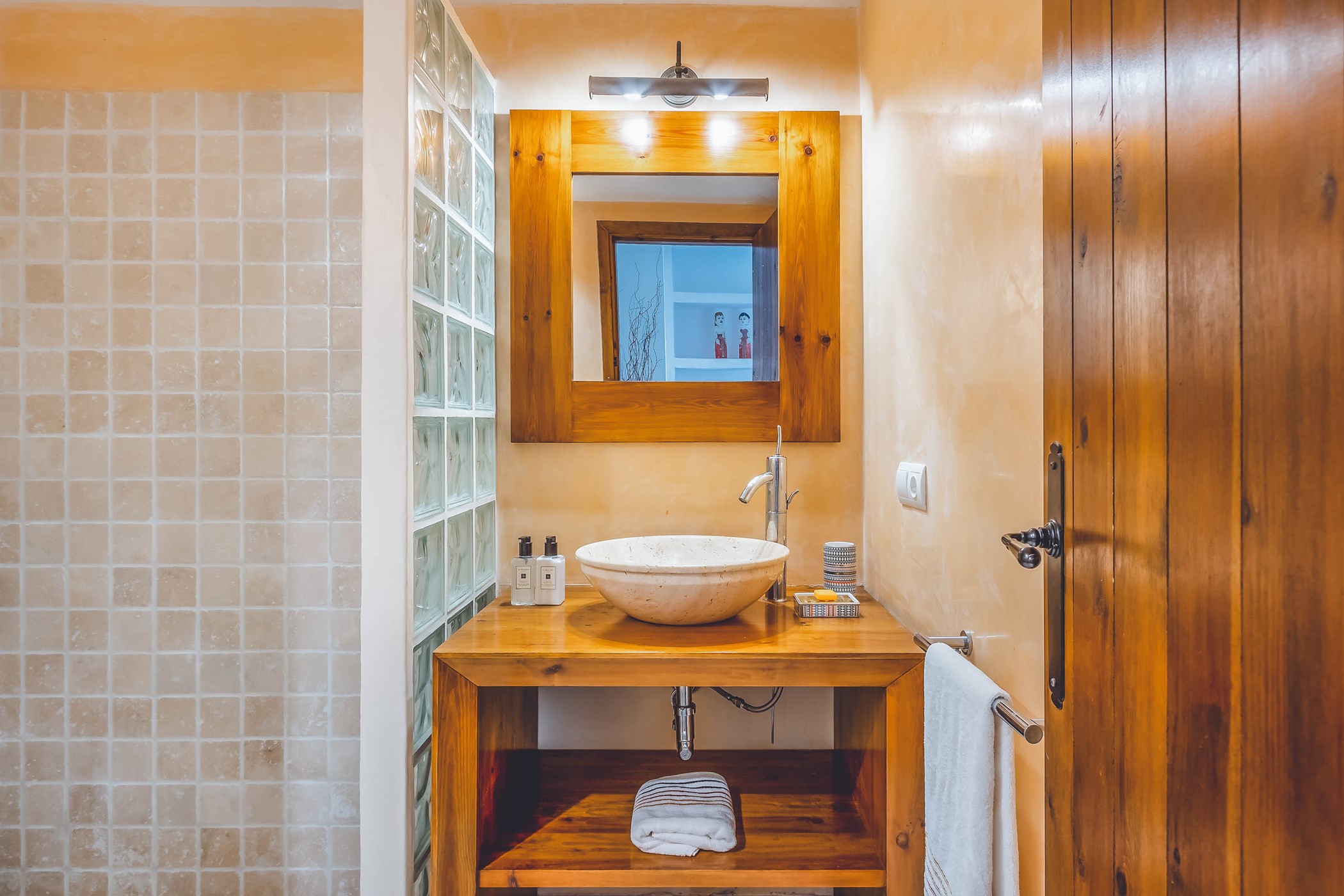 Ibiza-Unlocked-by-Ali-Framil-33